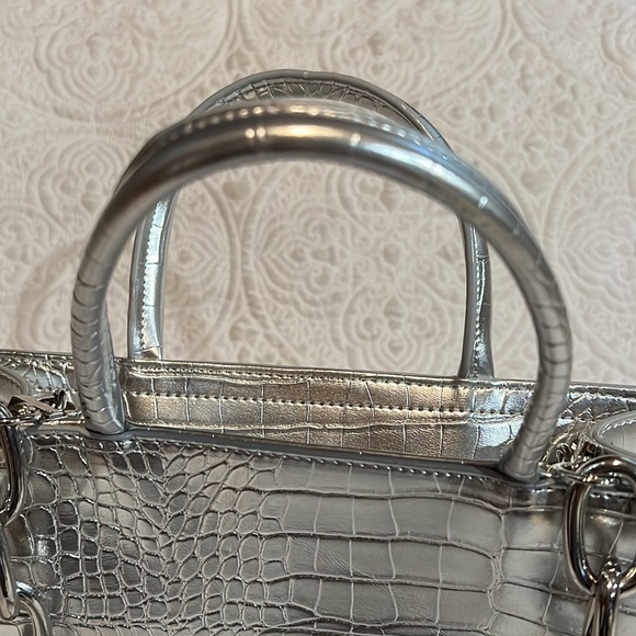 House of Want metallic bag, NWOT - Picture 2 of 16